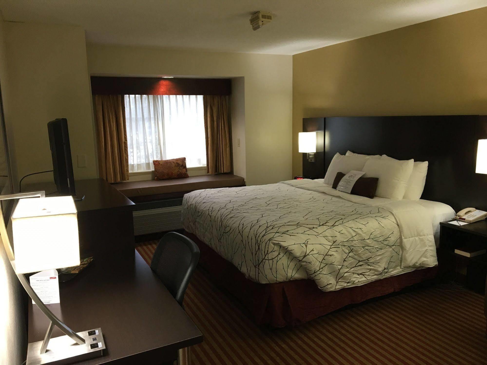 Best Western Patriots Point Mount Pleasant Exterior foto