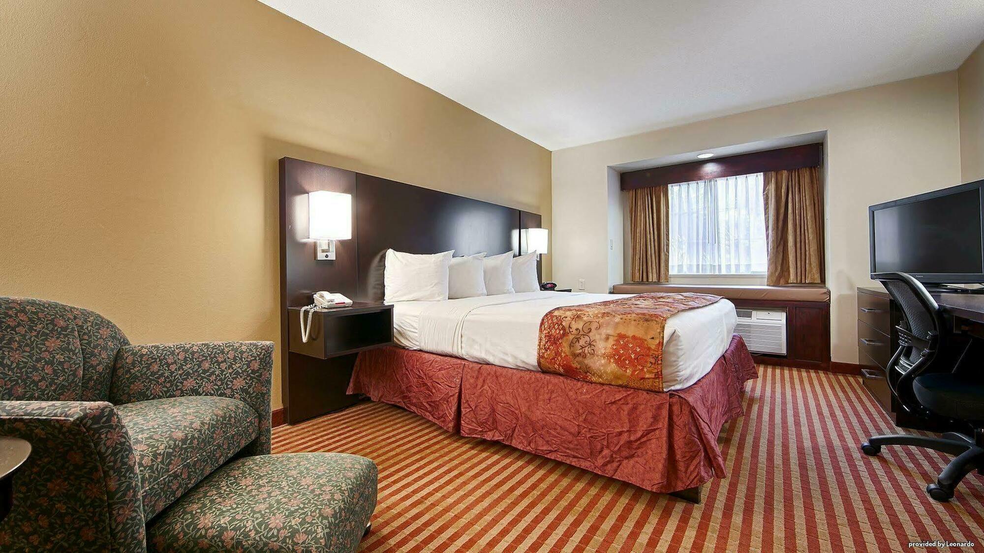 Best Western Patriots Point Mount Pleasant Exterior foto